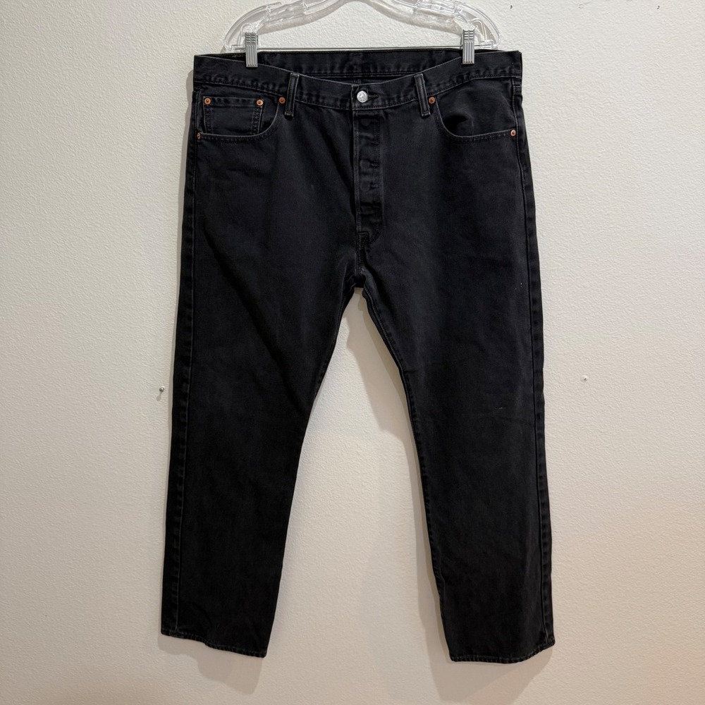 Levis 501 Original Fit Mens Black Straight Leg Button Fly Denim Jeans 40x32